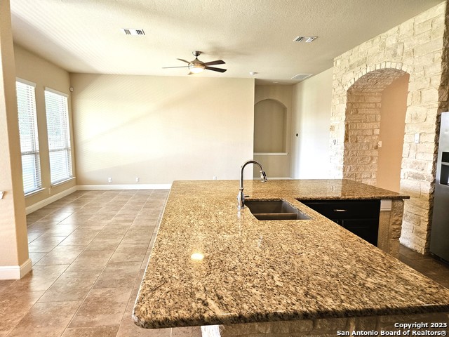 Listing photo id 6 for 816 Alpino