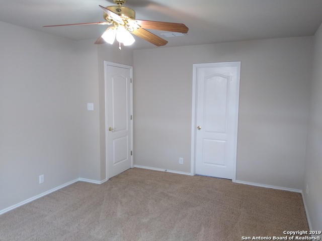 Image 14 of 24 For 6114 Lakeview Court
