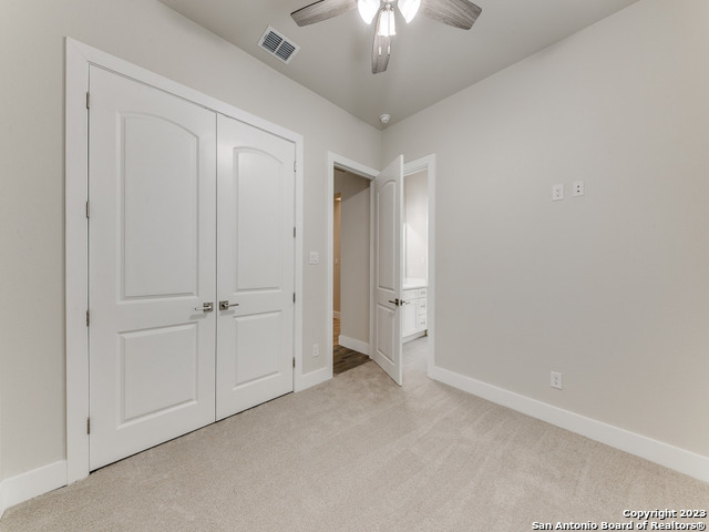 Image 17 of 25 For 11158 Vance Jackson Rd  17