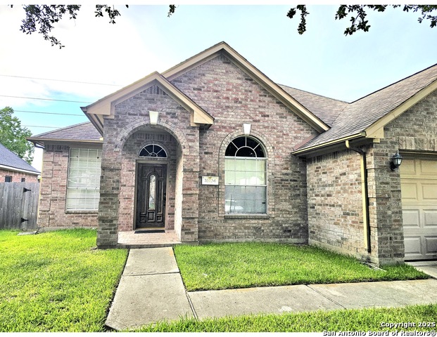 Listing photo id 0 for 16634 Millridge