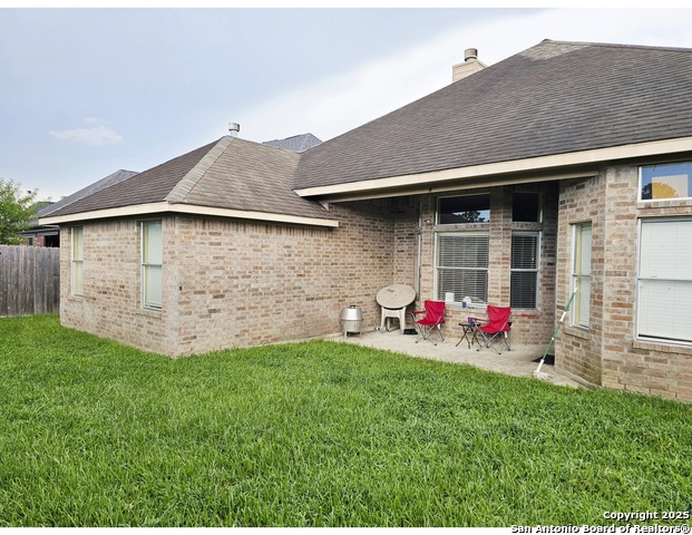 Listing photo id 1 for 16634 Millridge