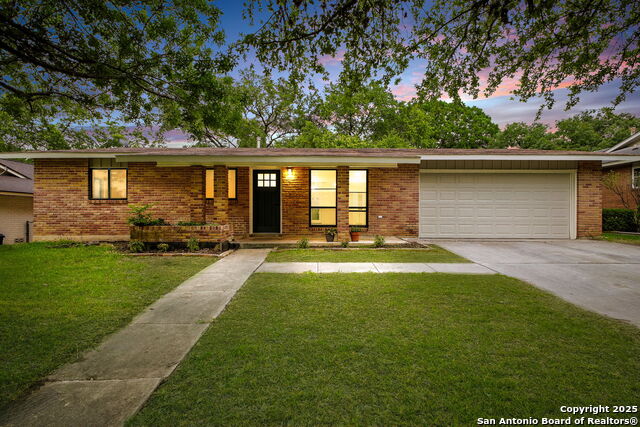 Image 2 of 28 For 3226 Colony  