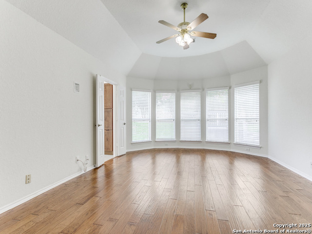 Image 17 of 25 For 12615 Terrace Hollow