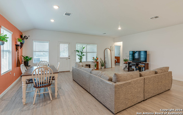 Image 4 of 19 For 14606 Somerset Ml