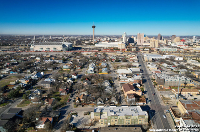 Image 27 of 27 For 810 Iowa St  1