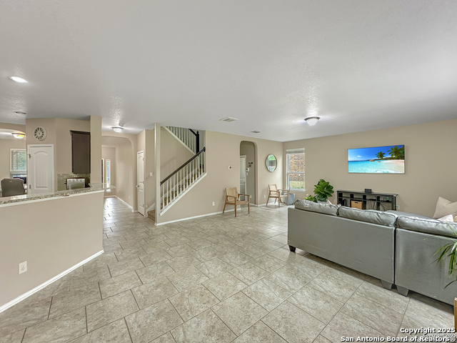 Listing photo id 8 for 6847 Briscoe Mill