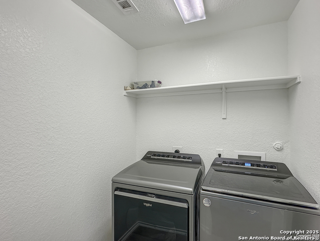 Listing photo id 24 for 6847 Briscoe Mill