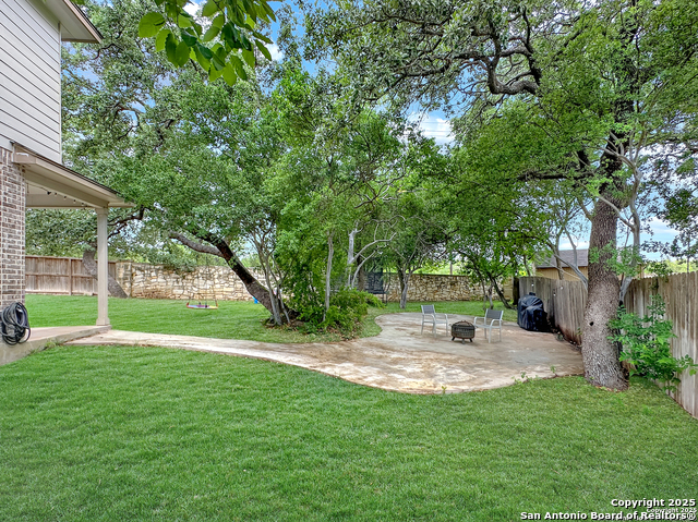 Listing photo id 26 for 6847 Briscoe Mill