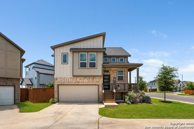Listing photo id 1 for 9619 Stillwater