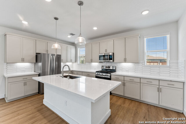 Listing photo id 7 for 9619 Stillwater