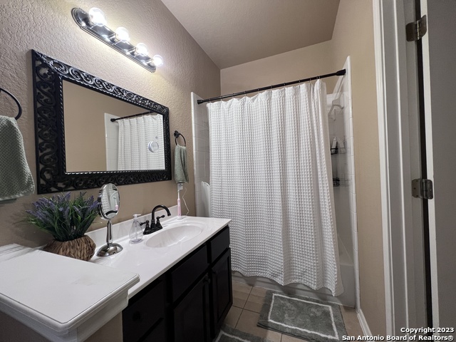 Image 15 of 36 For 2537 Hourless Oaks Ln