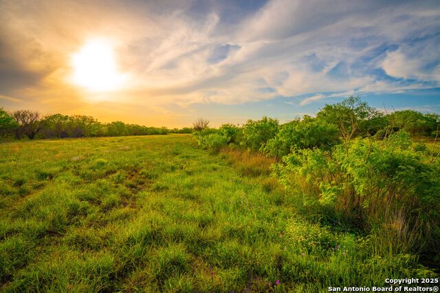 Details for 3305 Cr 129  , Pawnee, TX 78119