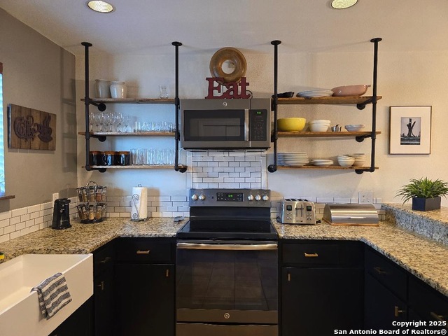 Details for 405 Short Circuit  1, Horseshoe Bay, TX 78657