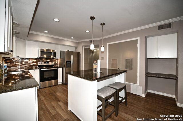Image 6 of 28 For 10819 Crown View S