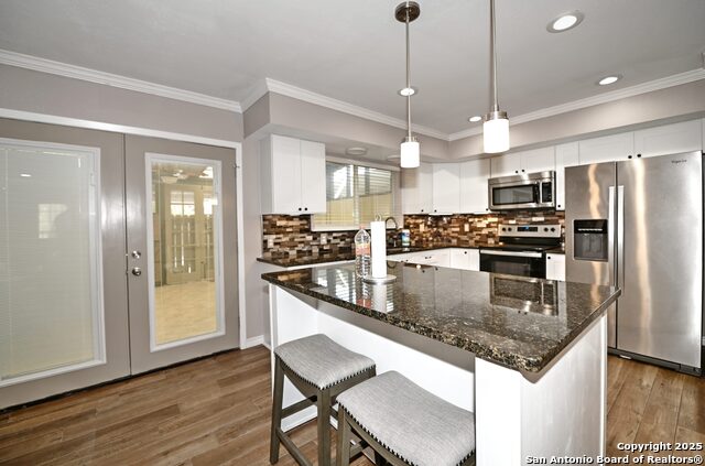 Image 7 of 28 For 10819 Crown View S
