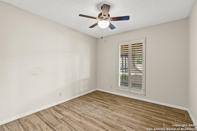 Image 16 of 31 For 3534 Pinebluff