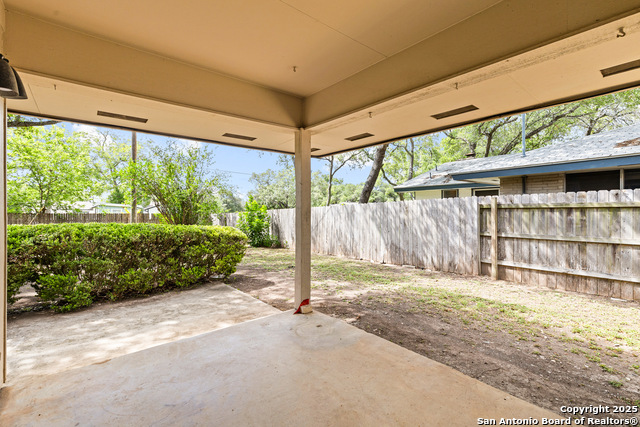 Image 26 of 31 For 3534 Pinebluff