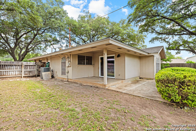Image 27 of 31 For 3534 Pinebluff
