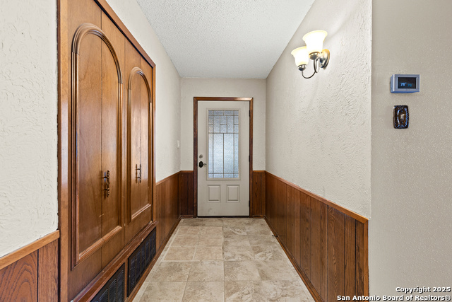 Image 4 of 31 For 3534 Pinebluff