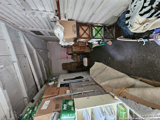 Listing photo id 3 for 101 Willow  