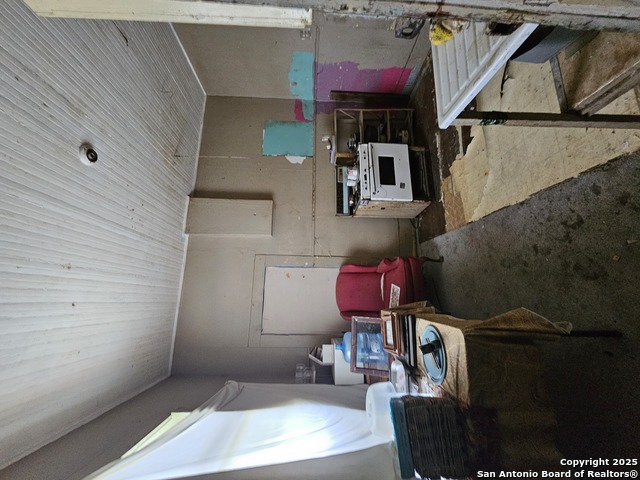 Listing photo id 6 for 101 Willow  