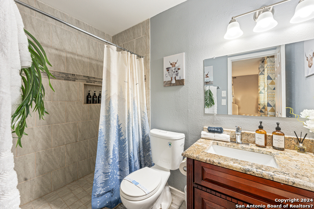 Image 18 of 38 For 5802 Branch Valley