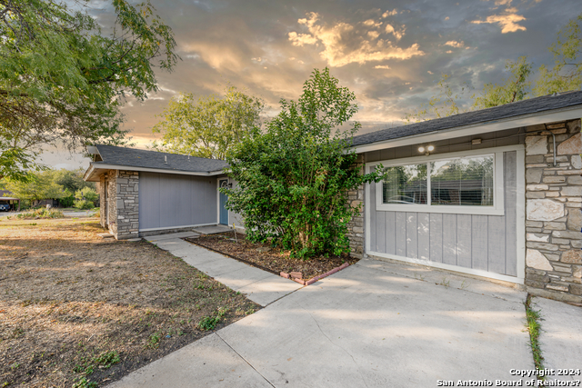 Image 19 of 38 For 5802 Branch Valley