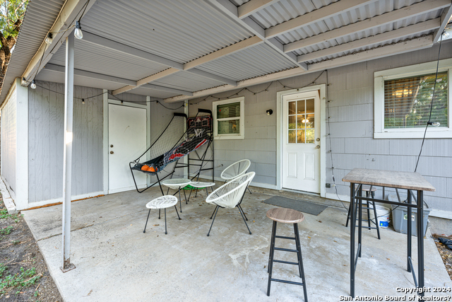 Image 23 of 38 For 5802 Branch Valley