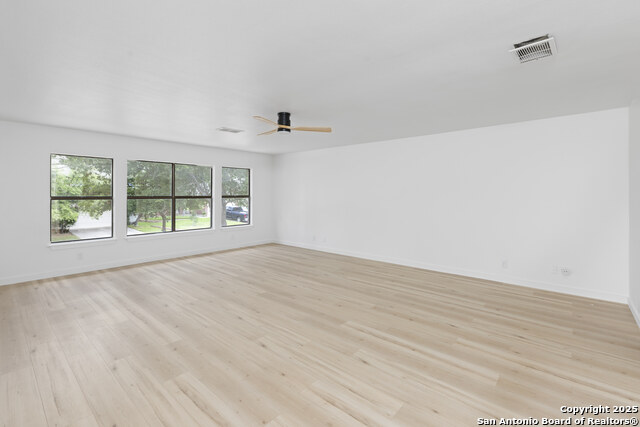 Image 19 of 34 For 3406 Maitland