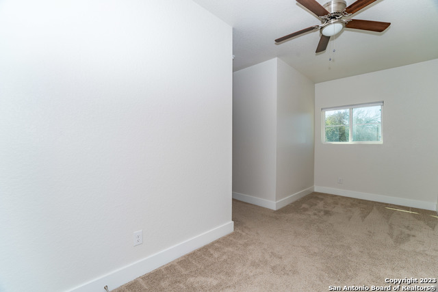 Image 18 of 30 For 2747 Del Pilar Dr