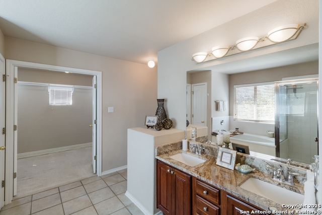 Image 15 of 28 For 21218 Encino Ash