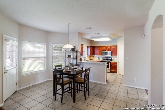 Image 9 of 28 For 21218 Encino Ash
