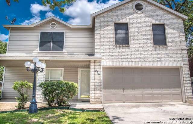 Listing photo id 3 for 225 Samantha Dr