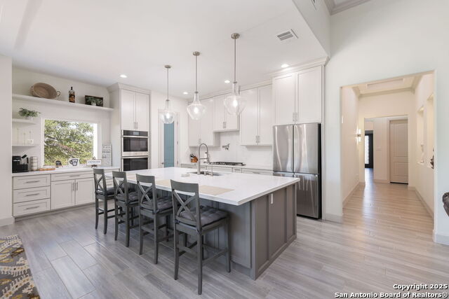 Image 10 of 43 For 2366 Comal Springs