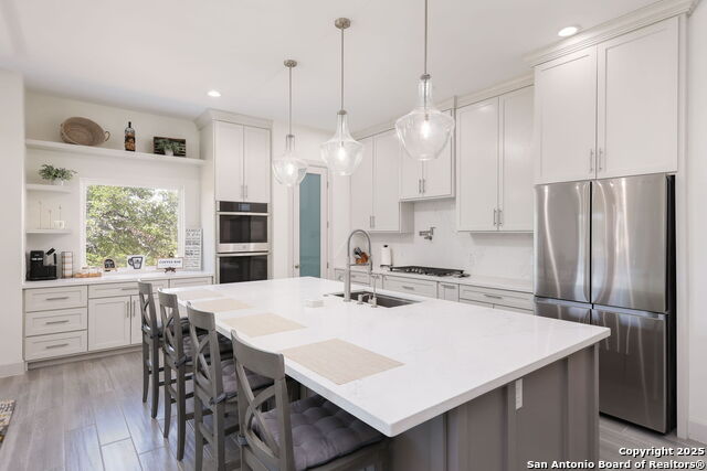 Image 12 of 43 For 2366 Comal Springs