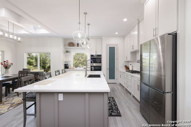 Image 13 of 43 For 2366 Comal Springs