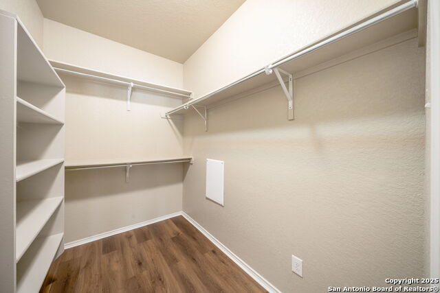 Image 21 of 29 For 4023 Grissom Grove