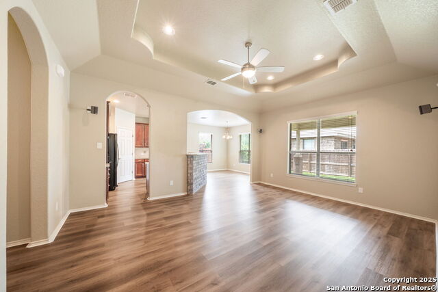 Image 6 of 29 For 4023 Grissom Grove