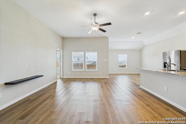 Listing photo id 9 for 9135 Bennett