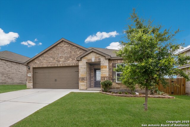 Listing photo id 2 for 9135 Bennett