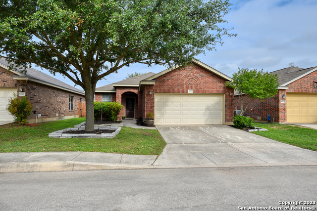 Listing photo id 14 for 10511 Weser Ln