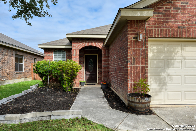 Listing photo id 15 for 10511 Weser Ln