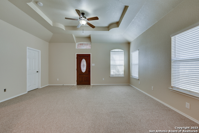 Listing photo id 17 for 10511 Weser Ln