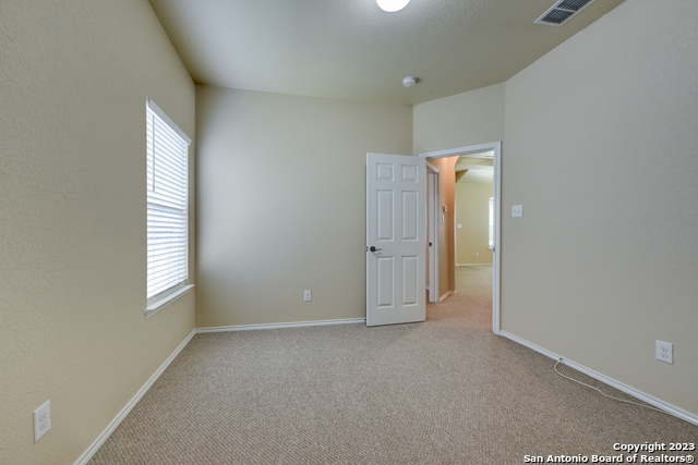 Listing photo id 22 for 10511 Weser Ln