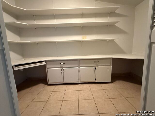 Image 12 of 19 For 1226 36th Nw