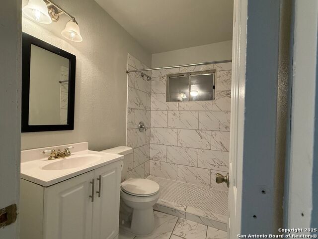 Image 13 of 19 For 1226 36th Nw