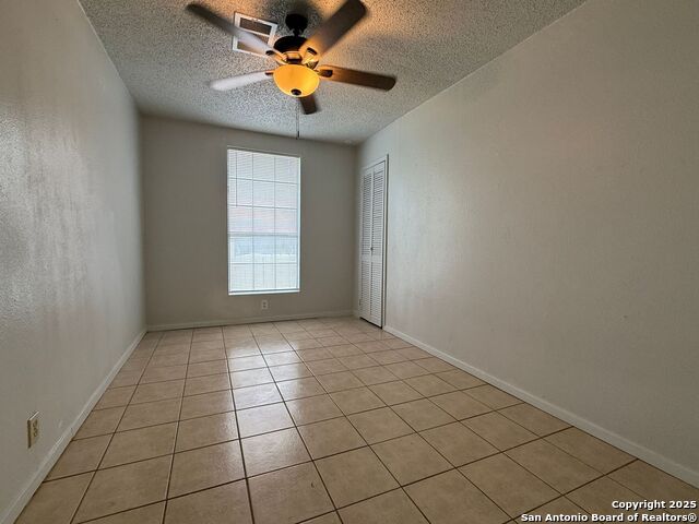 Image 14 of 19 For 1226 36th Nw