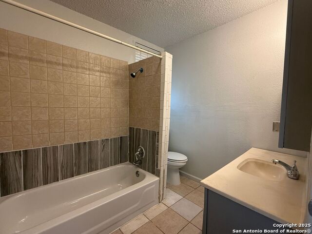 Image 16 of 19 For 1226 36th Nw