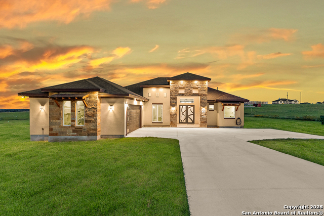 Image 2 of 66 For 140 Summer Meadow Dr