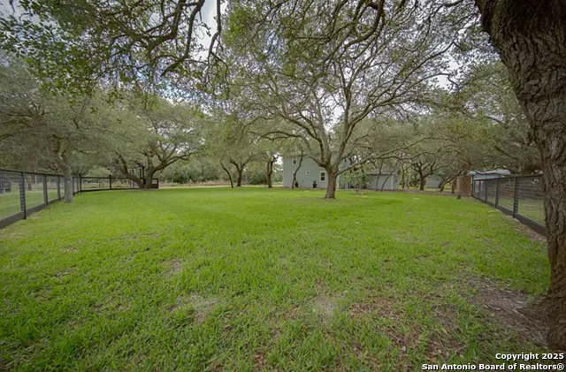 Listing photo id 12 for 142 Vercie
